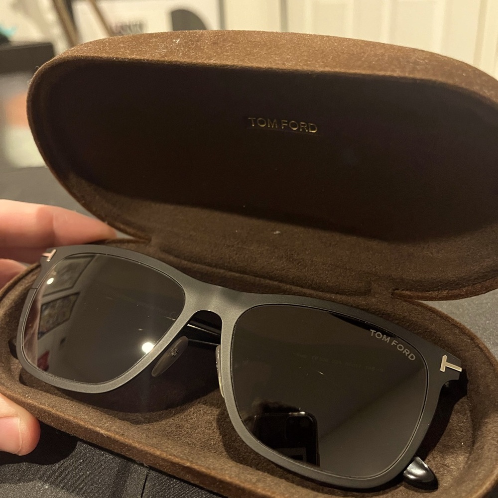 Tom Ford Alasdhair TF526 sunglasses